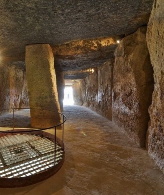 Visita guiada por los Dólmenes de Antequera
