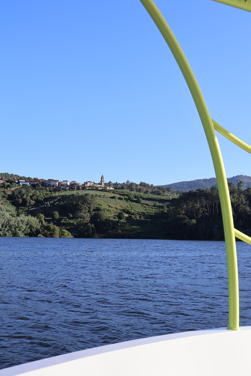 Escapada O Ribeiro: Vino, naturaleza e historia